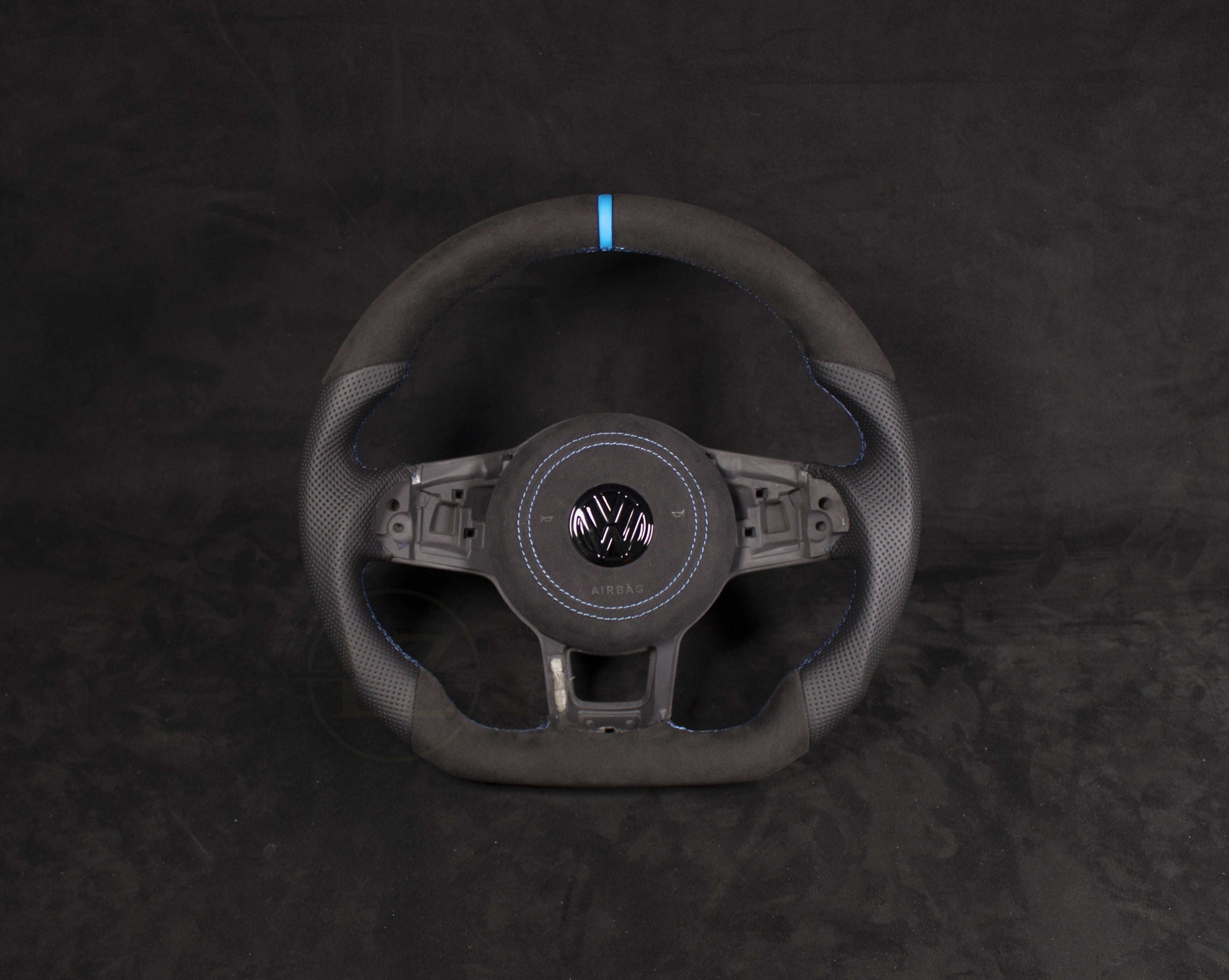 VOLKSWAGEN GOLF MK7 Alcantara/Leather Steering Wheel Blue Details