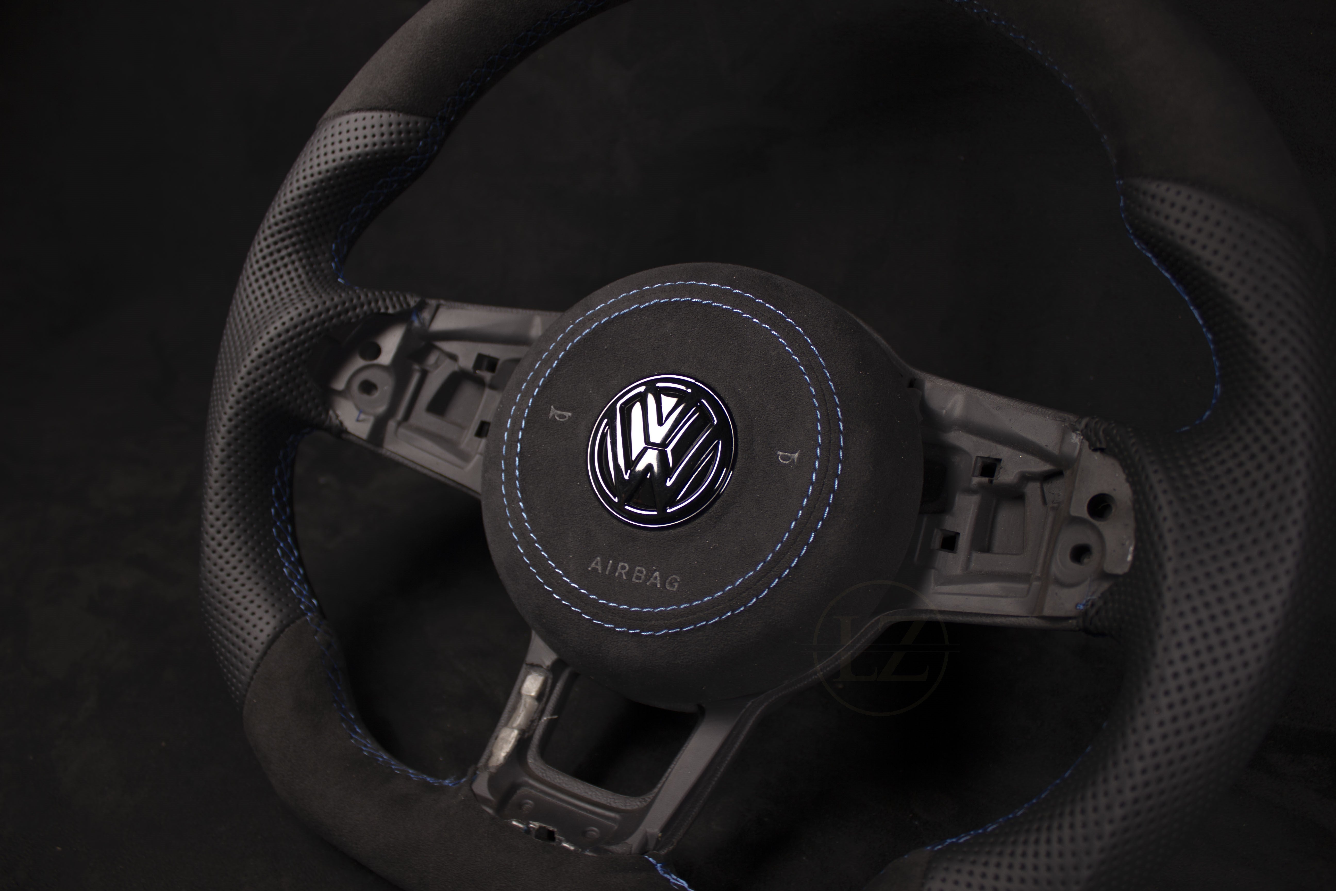 VOLKSWAGEN GOLF MK7 Alcantara/Leather Steering Wheel Blue Details –  LZ-Customs