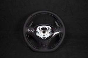BMW E8X/E9X Skinn Ratt - Hvite Detaljer Magnetiske Paddles - LZ-Customs