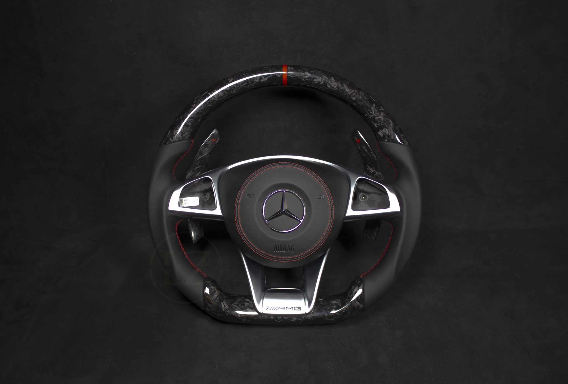 Mercedes-Benz Skinn/Forged Carbon Røde Detaljer - LZ-Customs