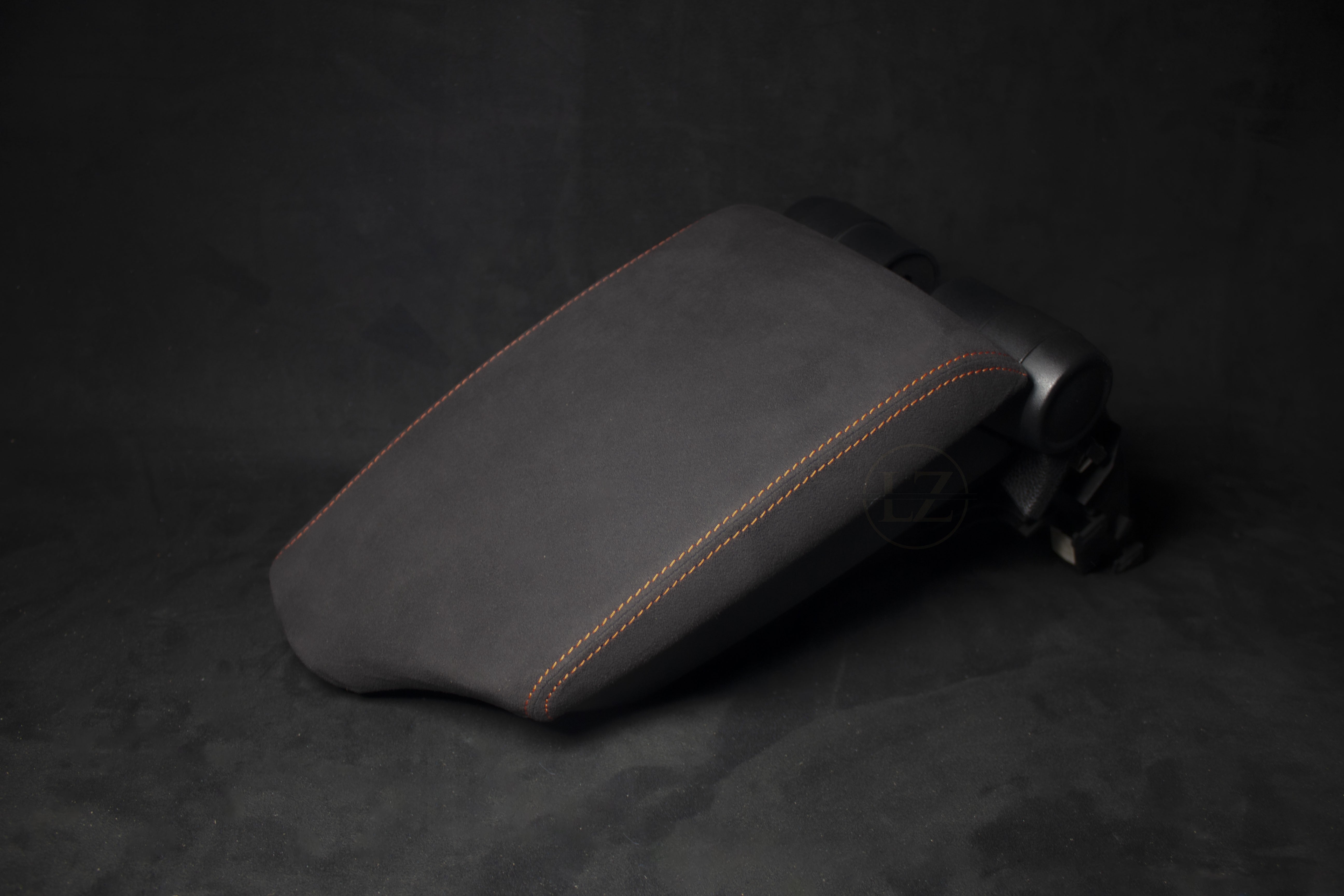 BMW 1M, E8X Armlene/Armstøtte - LZ-Customs