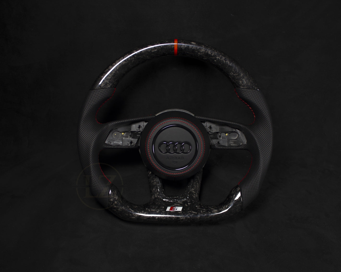 Audi B9 Forged Carbon Ratt Røde Detaljer - LZ-Customs