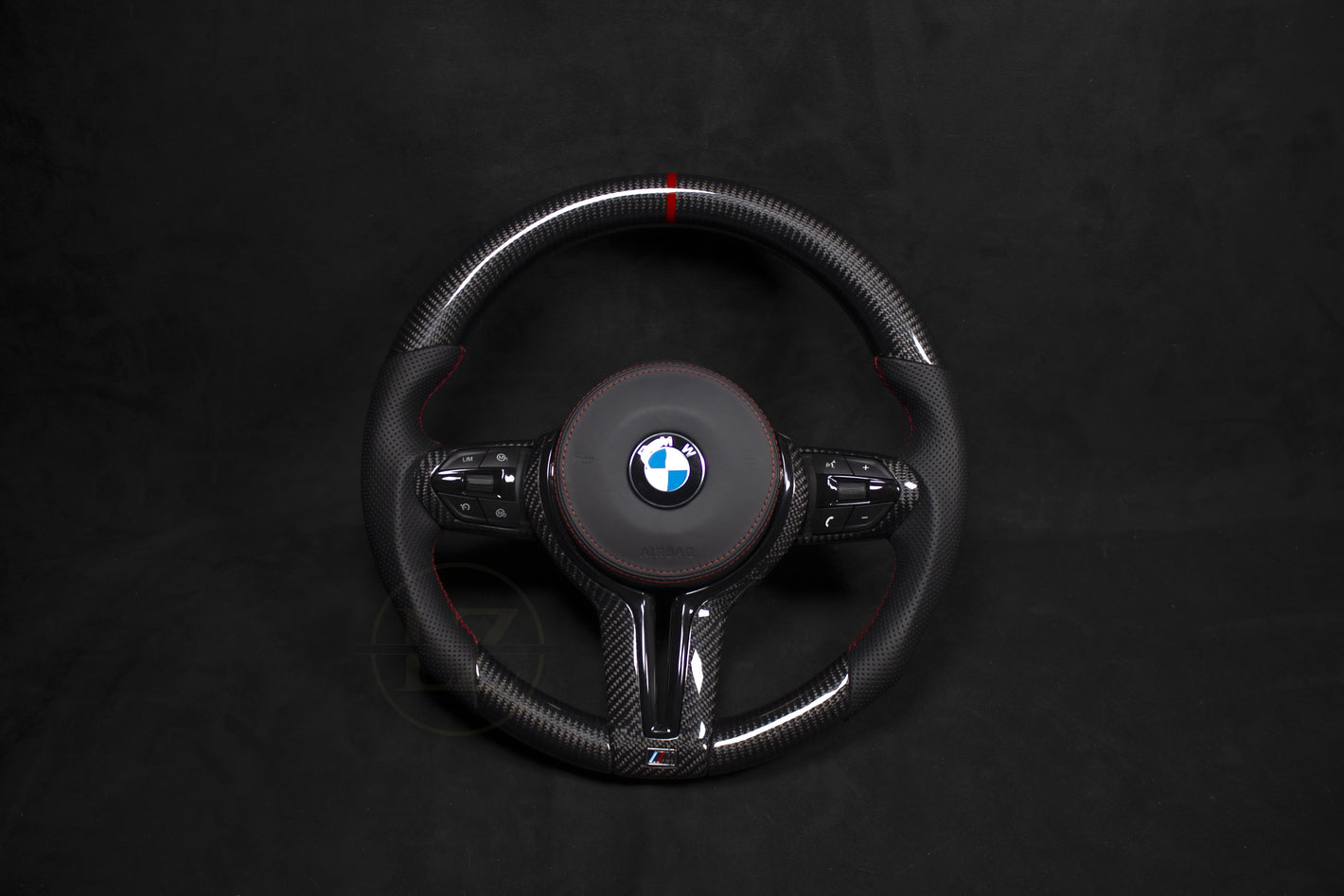 BMW F-Serie Carbon/Ventilert Skinn Ratt, Røde Detaljer - LZ-Customs