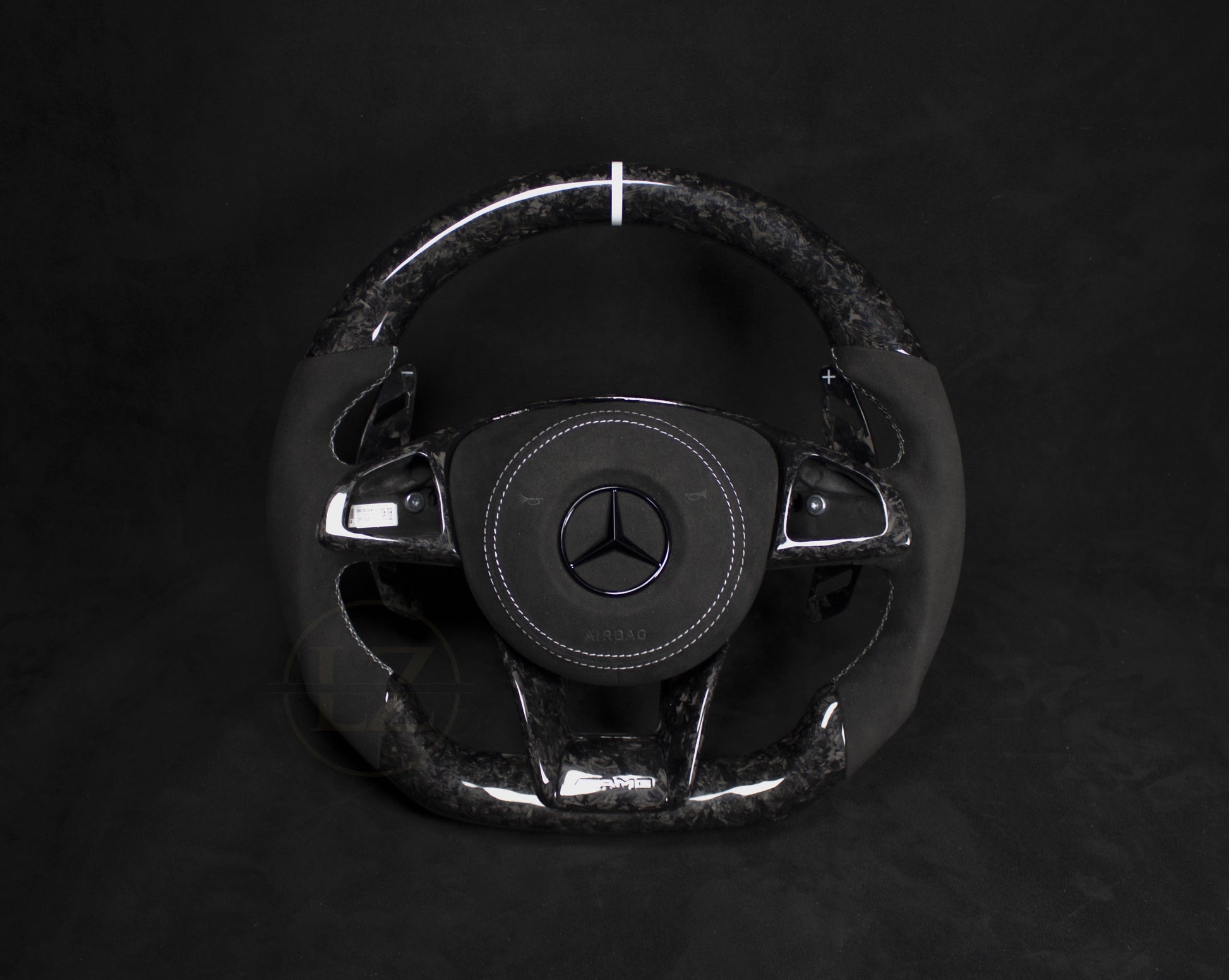 Mercedes-Benz Forged Carbon/Alcantara Hvite Detaljer - LZ-Customs