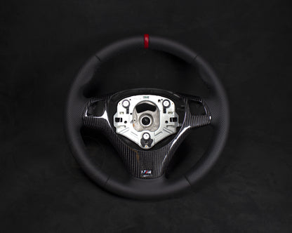 BMW E8X/E9X Skinn Ratt Røde Detaljer Carbon Rattdeksel - LZ-Customs