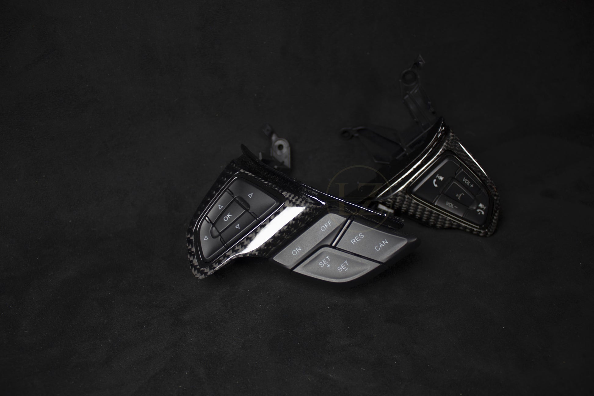 Ford Focus MK3 Carbon Rattdeksel - LZ-Customs