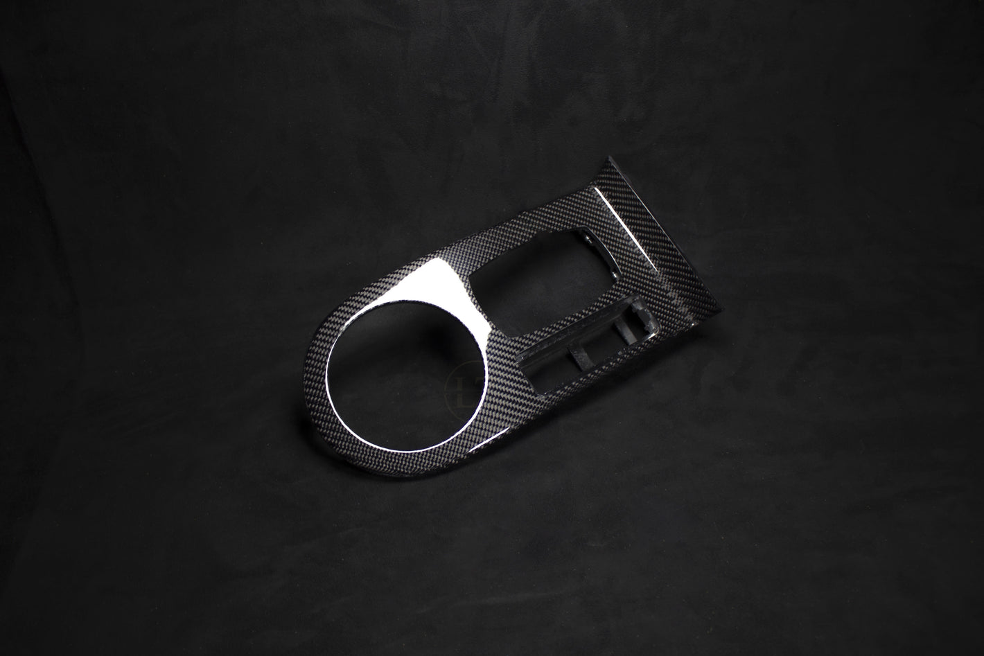 BMW i3 Carbon-Mittelkonsole – LZ-Customs