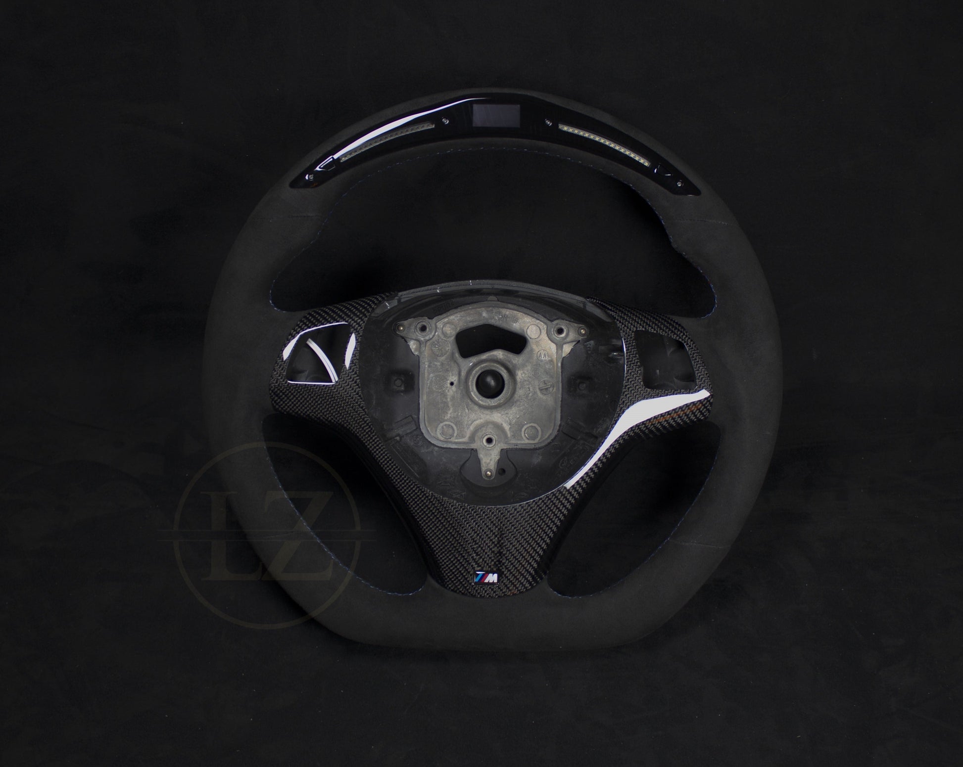 BMW E8X/E9X Alcantara LED Ratt M-Sømmer Carbon Rattdeksel - LZ-Customs