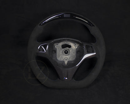 BMW E8X/E9X Alcantara LED Ratt M-Sømmer Carbon Rattdeksel - LZ-Customs