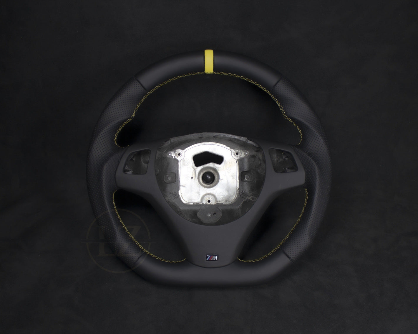 BMW E8X/E9X Skinn Ratt, Gule Detaljer - LZ-Customs