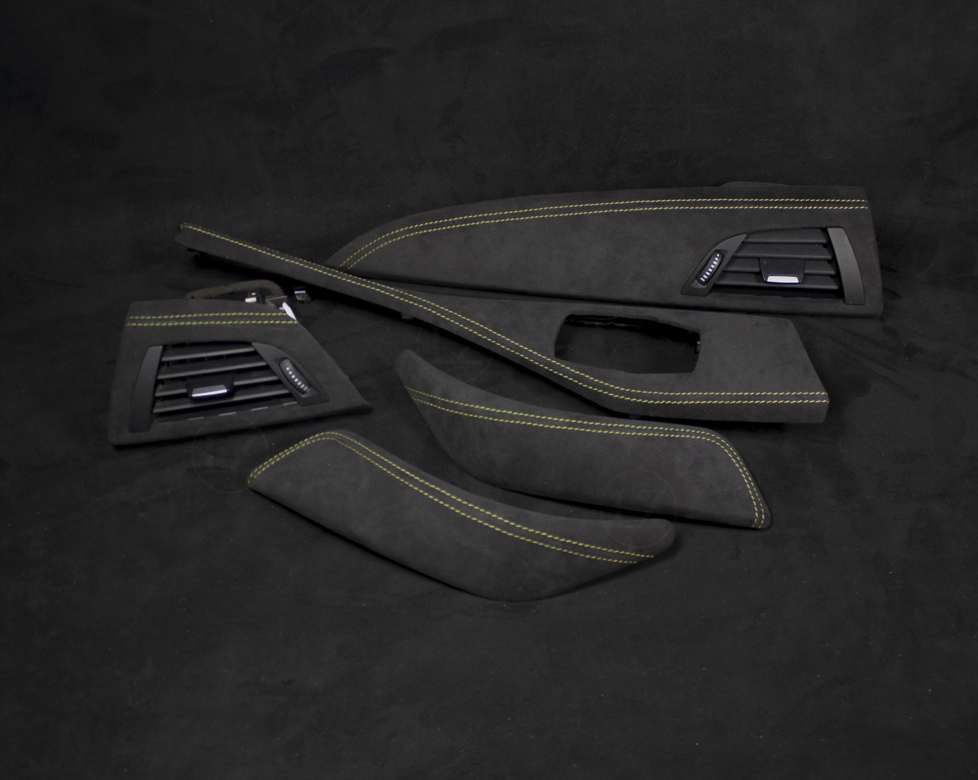 BMW F20,F21, F22 F87 Alcantara Interiør Lister Med Sømmer Preface - LZ-Customs