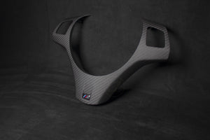 BMW E9X,E8X Dry Carbon Rattdeksel - LZ-Customs