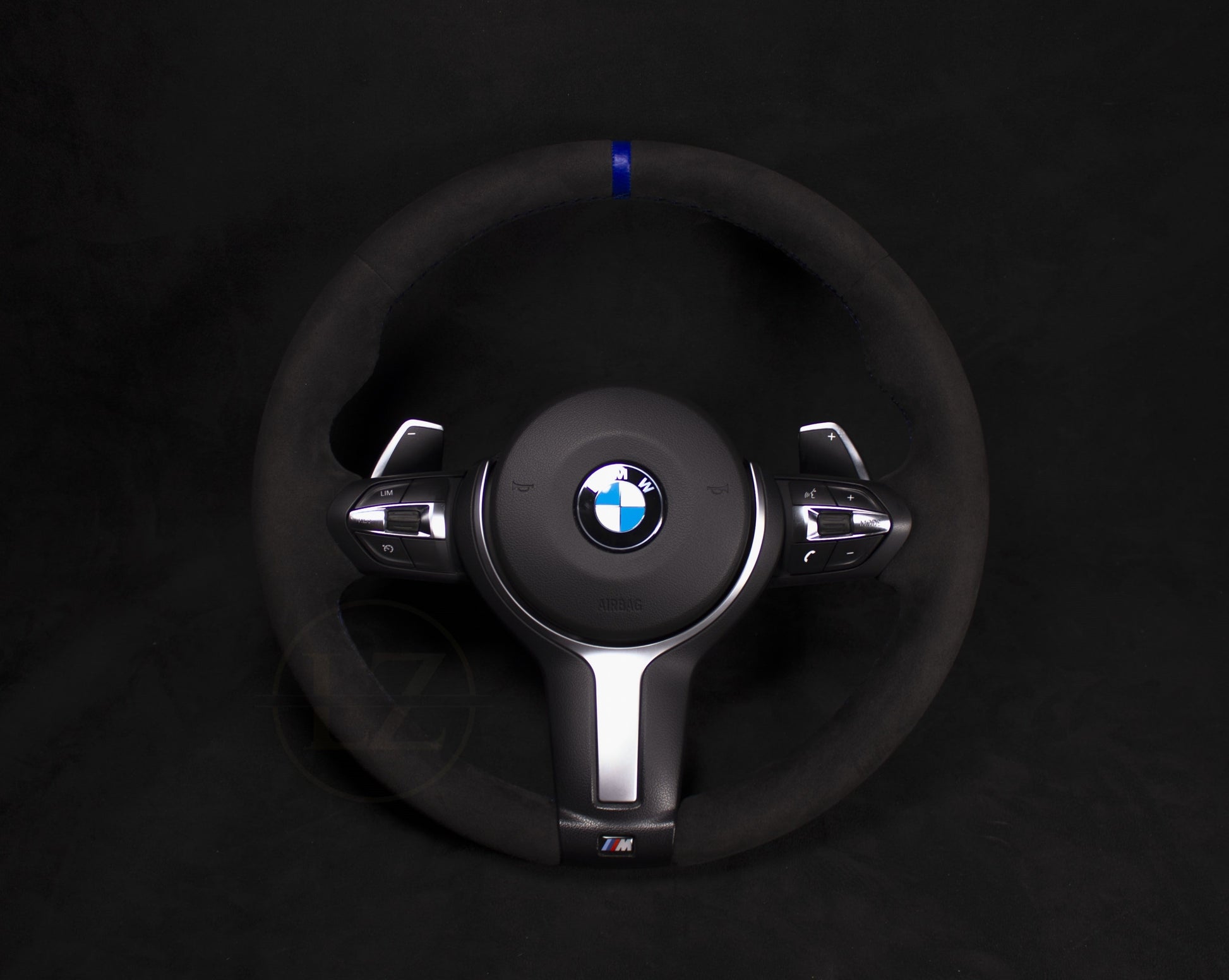 BMW F-Serie Alcantara Ratt Blå Detaljer - LZ-Customs