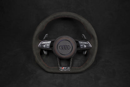 Audi R8 Alcantara Ratt Røde Detaljer - LZ-Customs