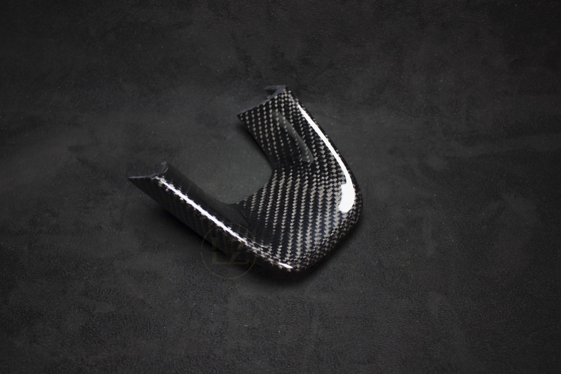 Polestar 2 Nedre Carbon Rattdeksel - LZ-Customs