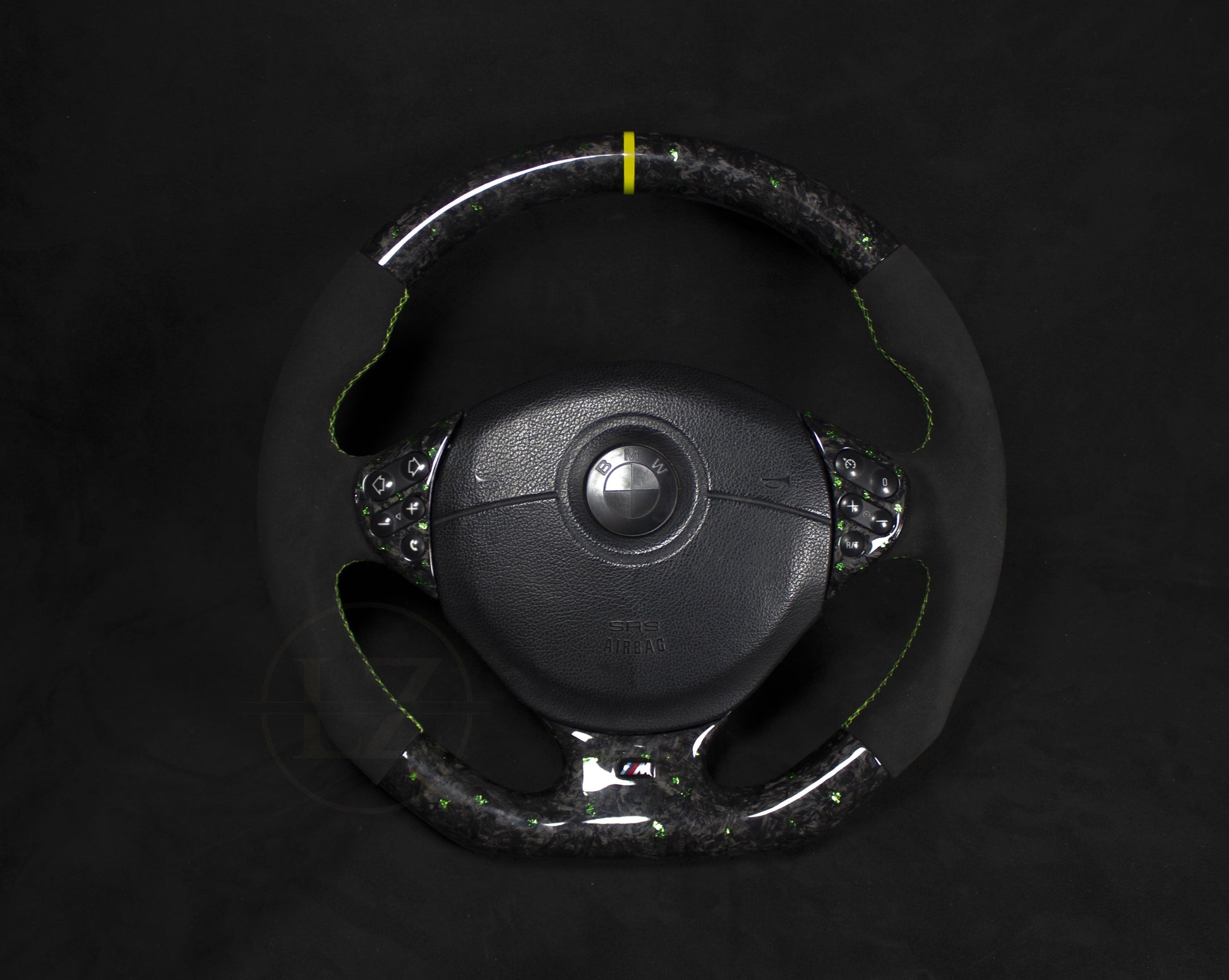 BMW E39 Alcantara og Forged Carbon Neon Grønne Flakes - LZ-Customs