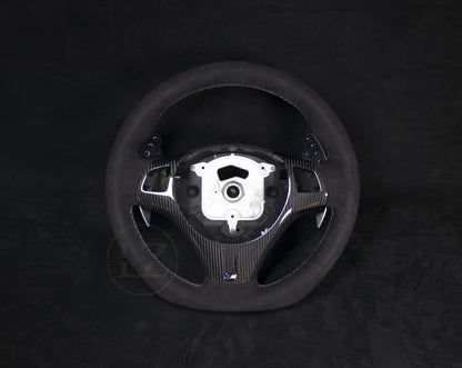 BMW E8X/E9X Alcantara Ratt, Carbon Rattdeksel, Blackline Paddles - LZ-Customs