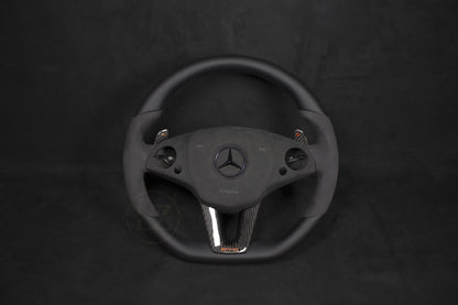 Mercedes-Benz SLS AMG Alcantara/Skinn Ratt - Røde Detaljer - LZ-Customs