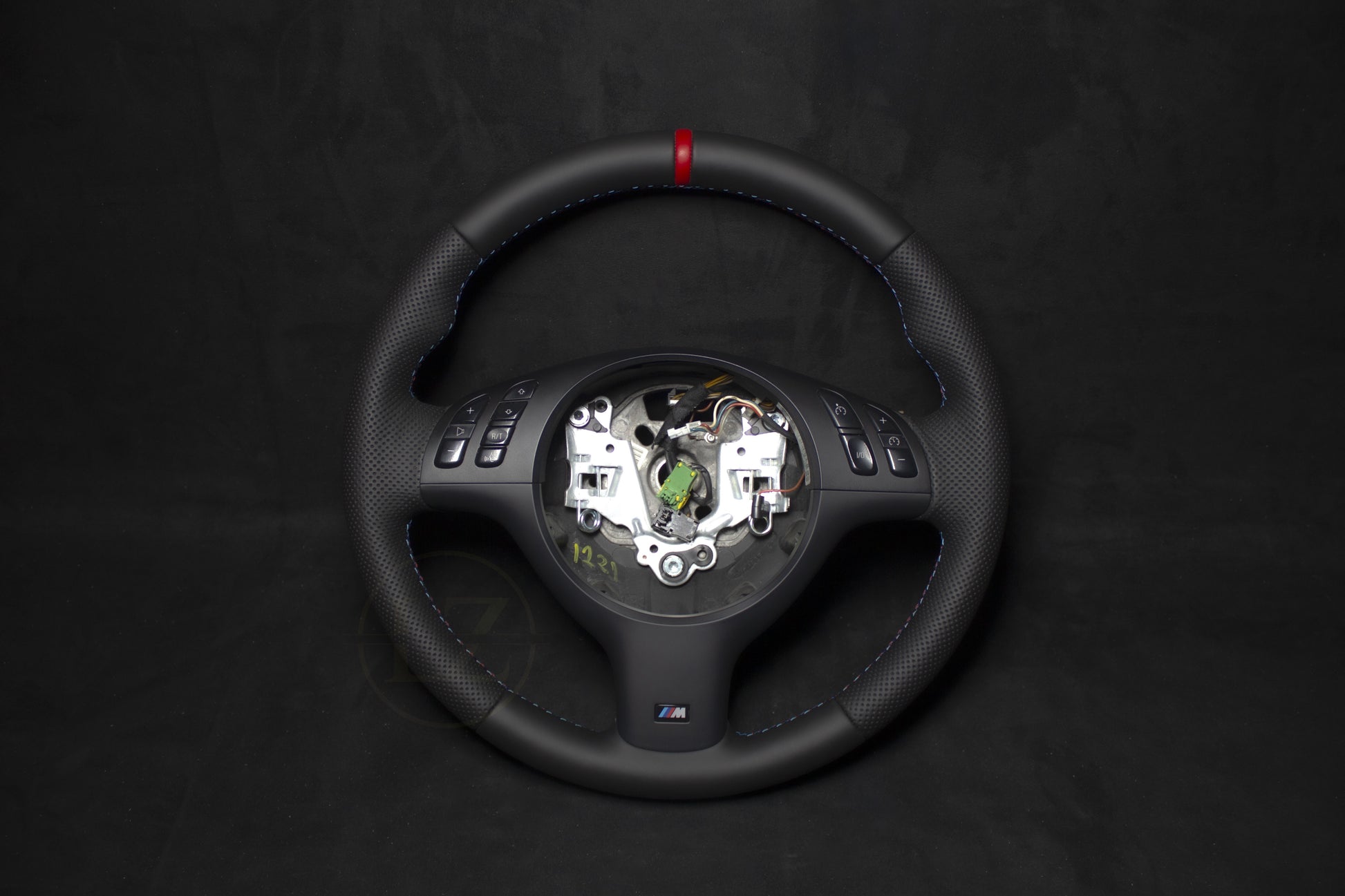 BMW E46 Skinn Ratt V3 - Røde Detaljer - LZ-Customs