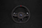 VOLKSWAGEN GOLF MK7 Alcantara Ratt Røde Detaljer - LZ-Customs