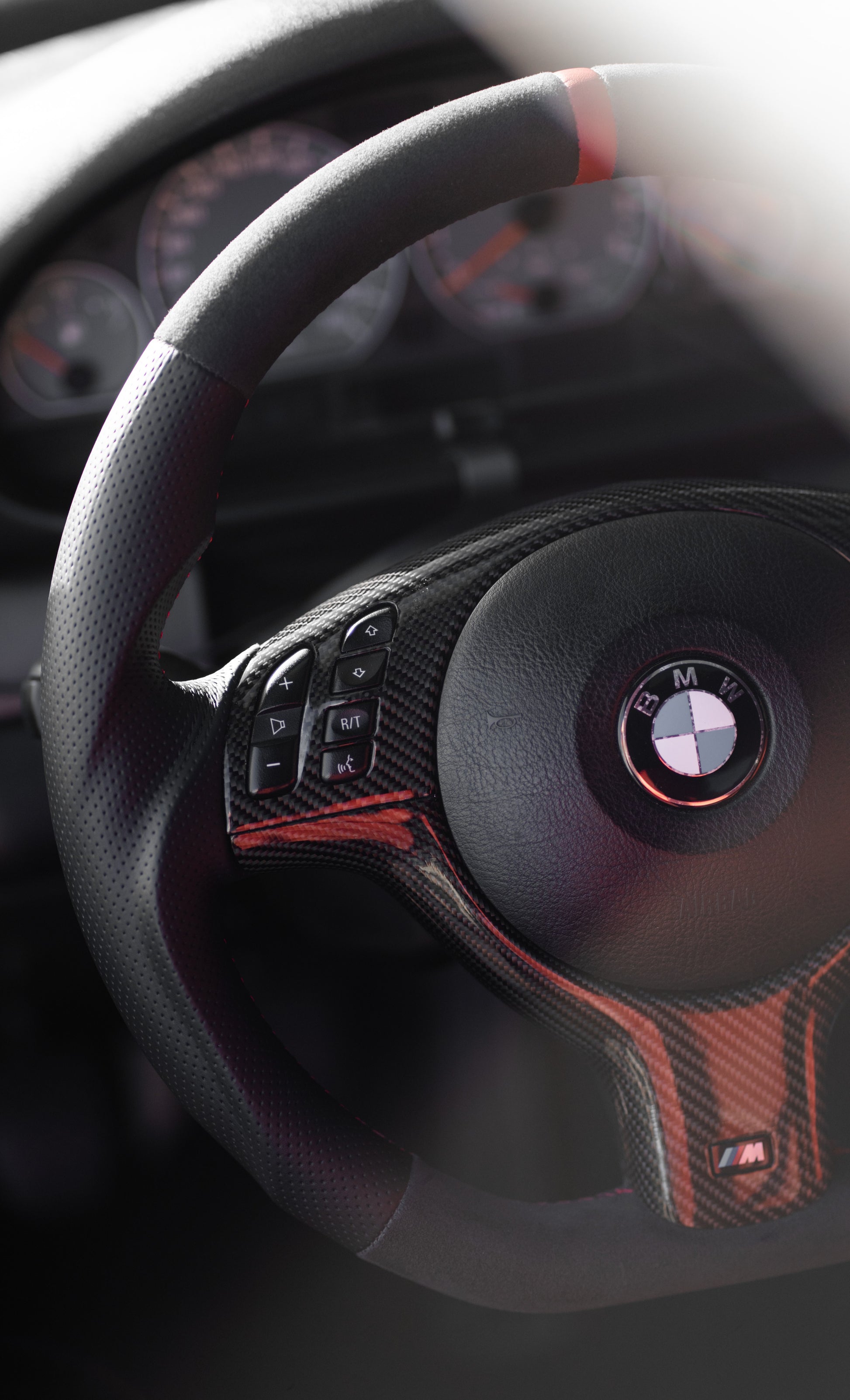 BMW E46 Skinn Ratt Rød Detaljer - LZ-Customs