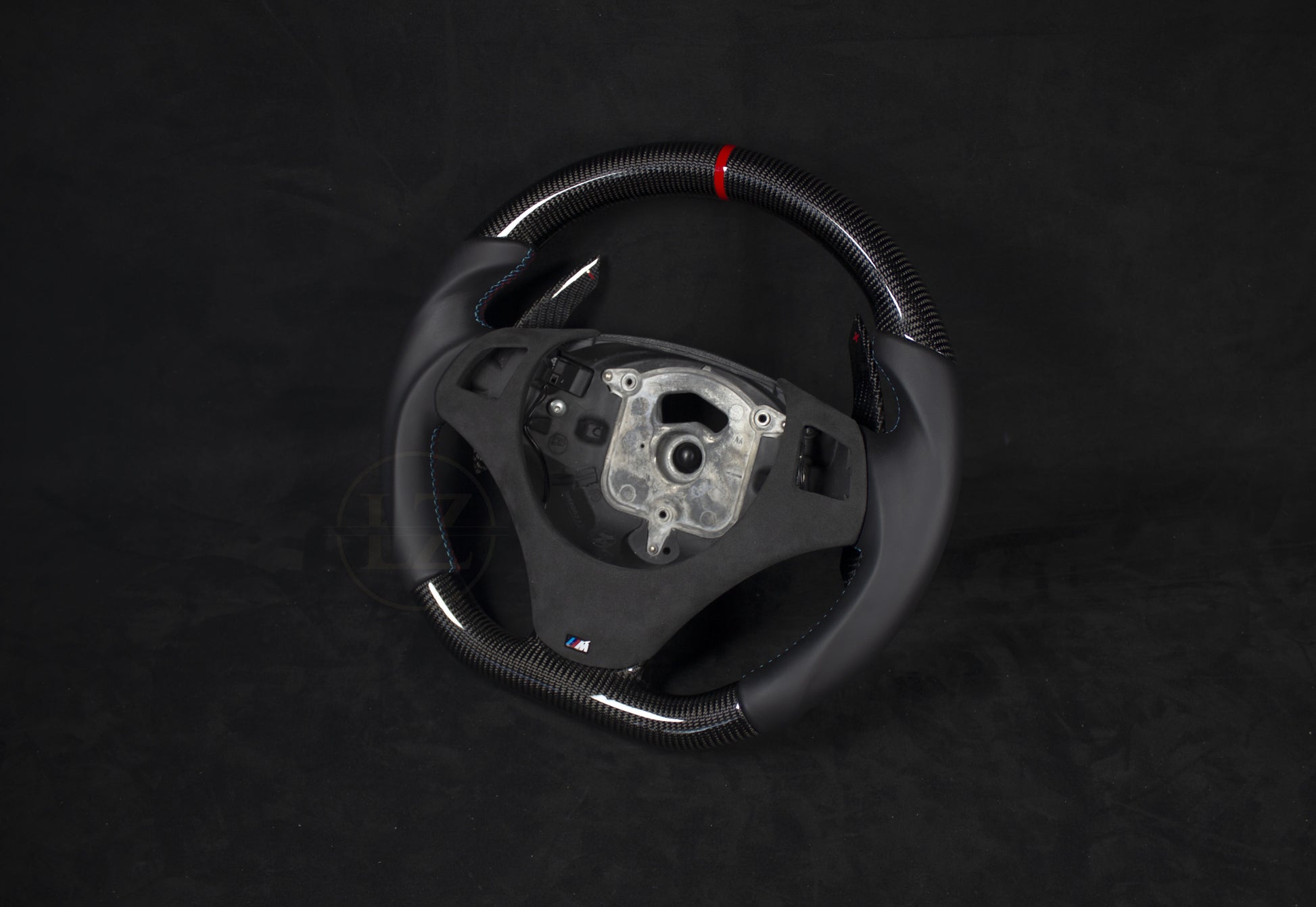 BMW E8X/E9X Carbon/Nappa Skinn Ratt, Røde detaljer - LZ-Customs