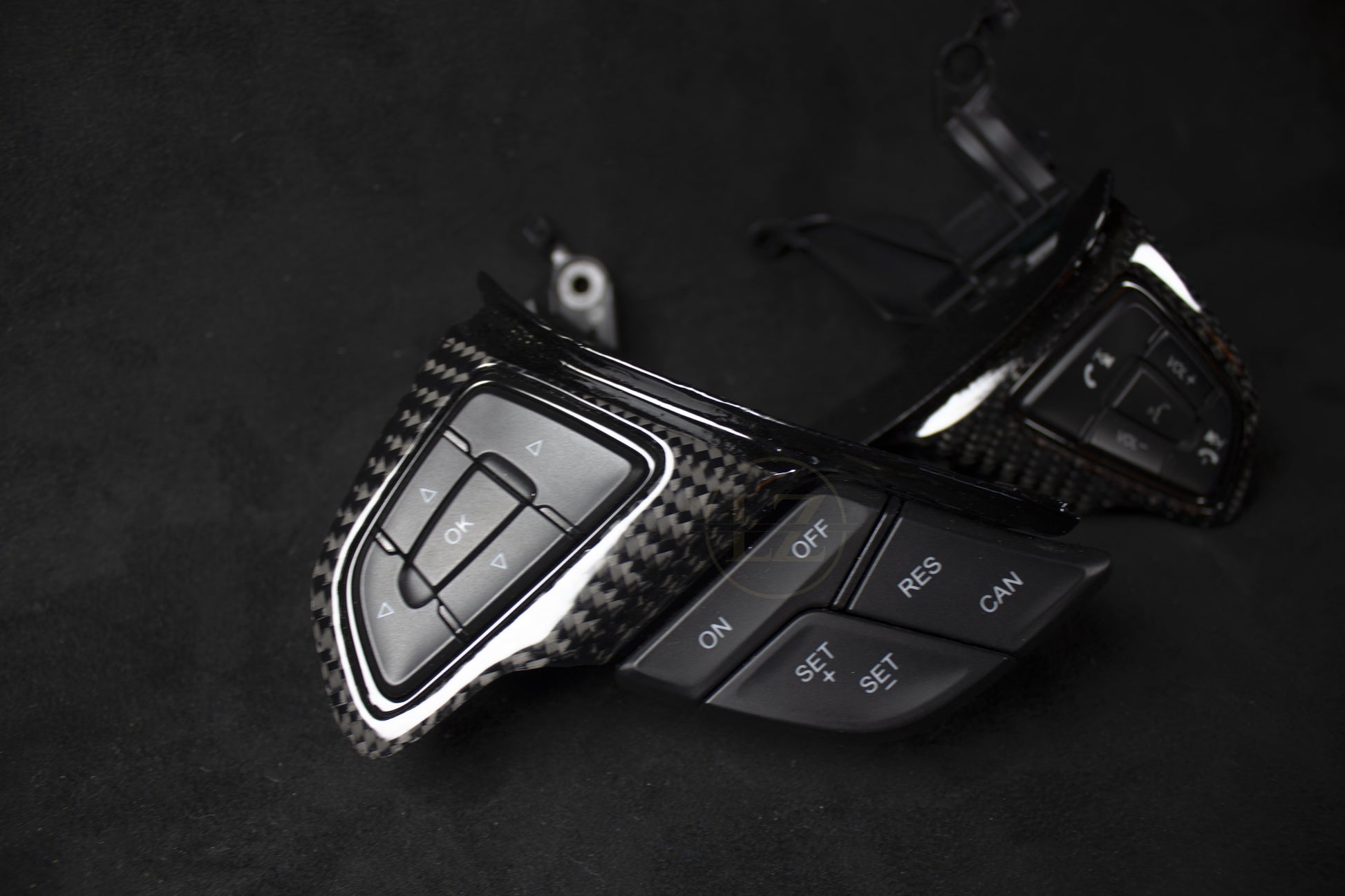 Ford Focus MK3 Carbon Rattdeksel - LZ-Customs