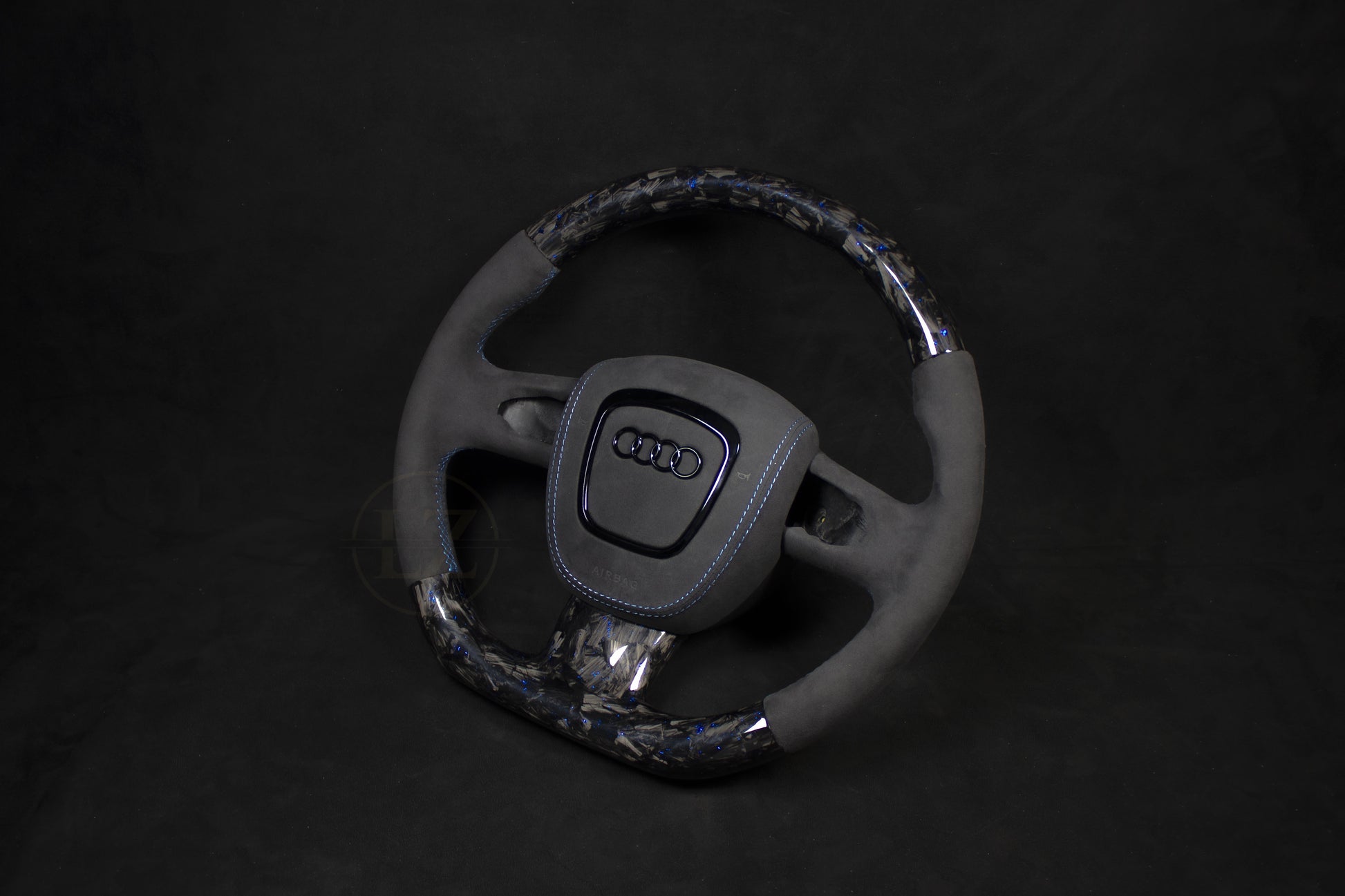 Audi B8 Forged Carbon Blå flakes og Alcantara Ratt (preface) - LZ-Customs