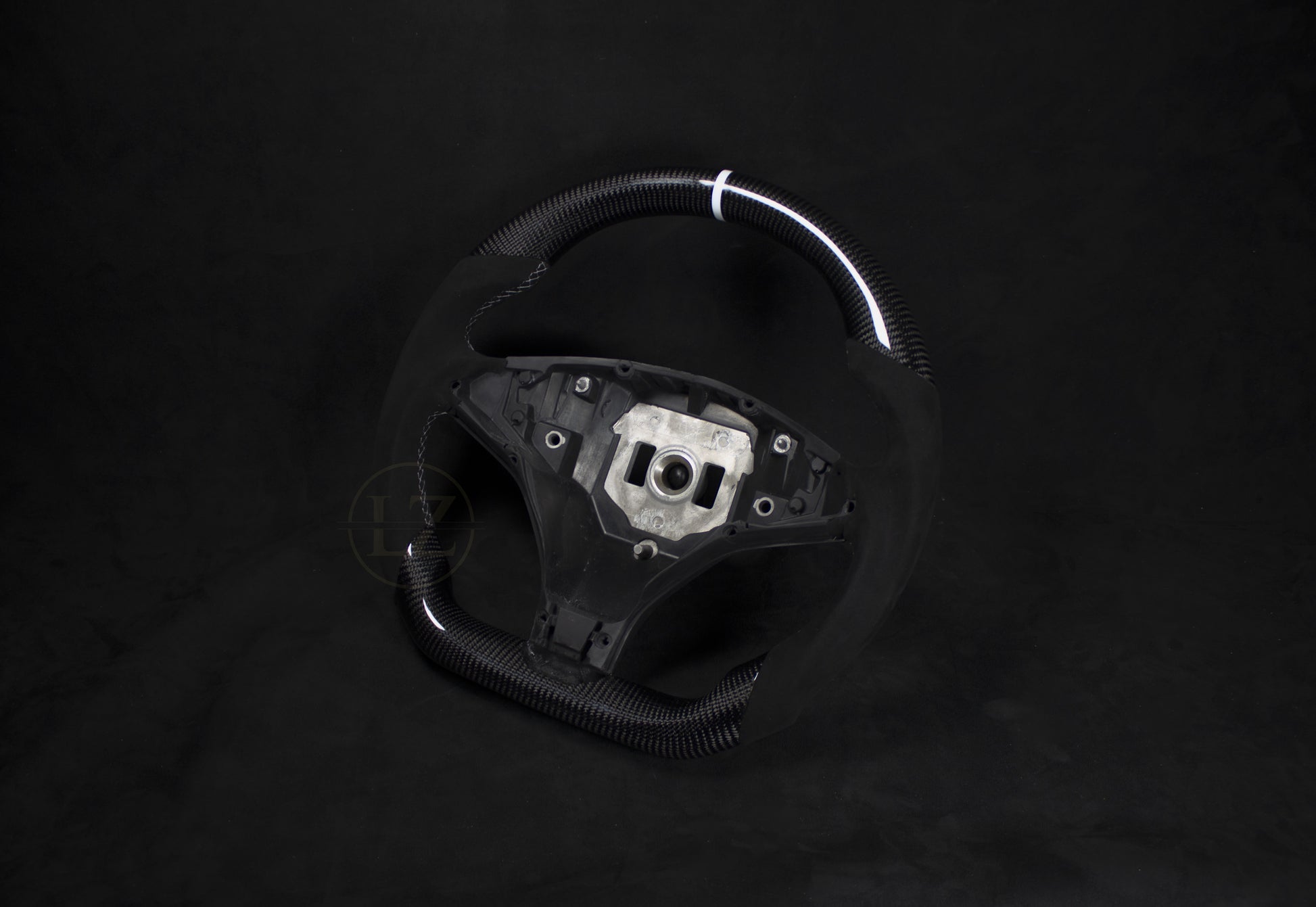 Tesla Model 3 Alcantara/Carbon Ratt Hvite detaljer - LZ-Customs