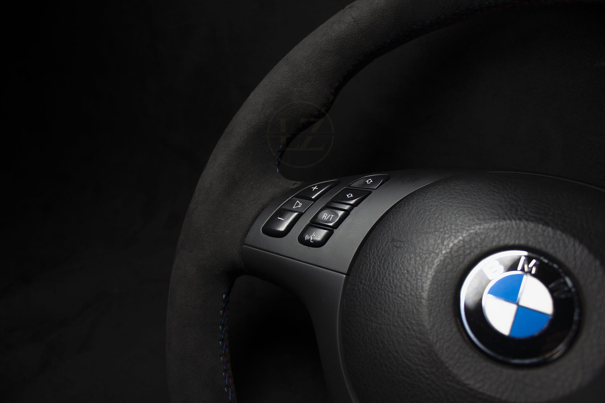 BMW E46 Alcantara Ratt - LZ-Customs