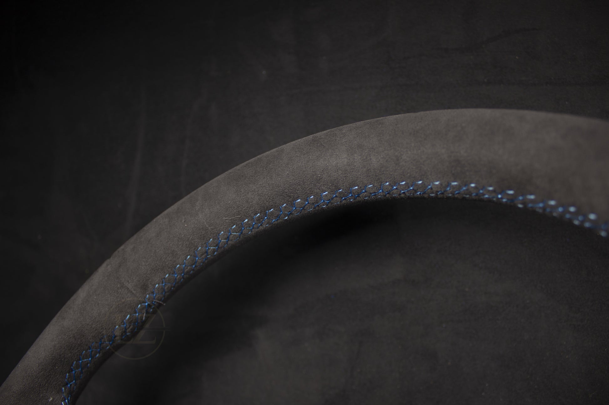 Audi B8 Alcantara Ratt (preface) - LZ-Customs