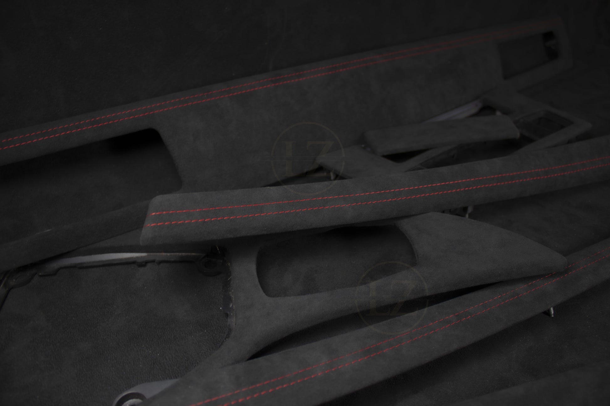 BMW E60,E61 Alcantara Interiørlister - LZ-Customs