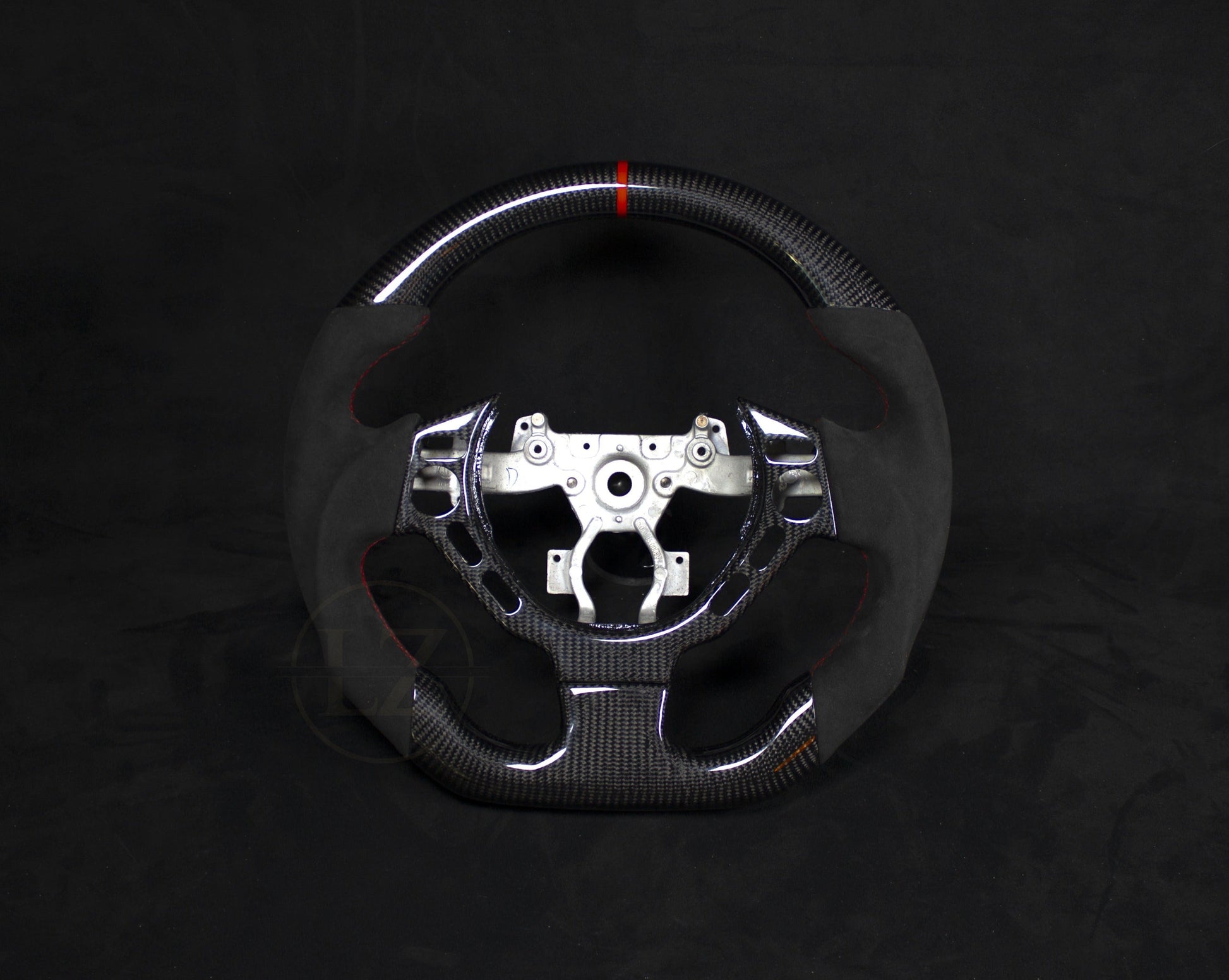 Nissan GTR R35 Alcantara/Carbon Røde detaljer - LZ-Customs