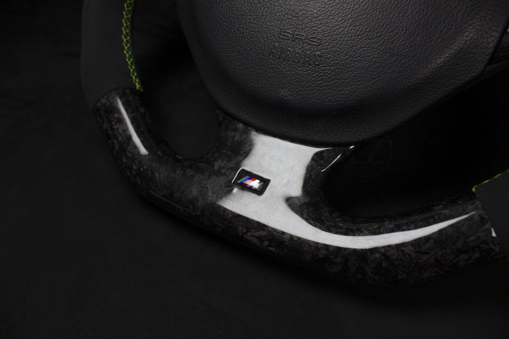 BMW E39 Alcantara og Forged Carbon Neon Grønne Detaljer - LZ-Customs