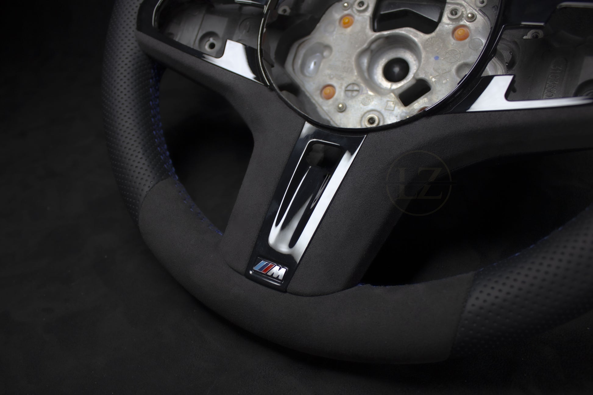 BMW G-Serie G80/G82/G20/G30 Alcantara Ratt Blå Detaljer - LZ-Customs