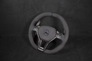 Mercedes-Benz AMG Alcantara Ratt - Røde Detaljer - LZ-Customs