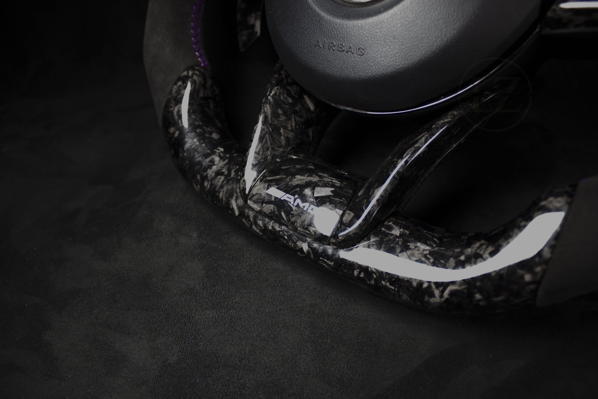 Mercedes-Benz Forged Carbon/Alcantara Ratt Lilla Detaljer - LZ-Customs