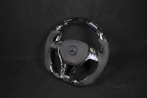 Mercedes-Benz AMG LED Ratt Alcantara/Forged Carbon - Røde Detaljer - LZ-Customs