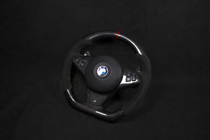 BMW E60, E61 Carbon/Alcantara Ratt V2 - LZ-Customs