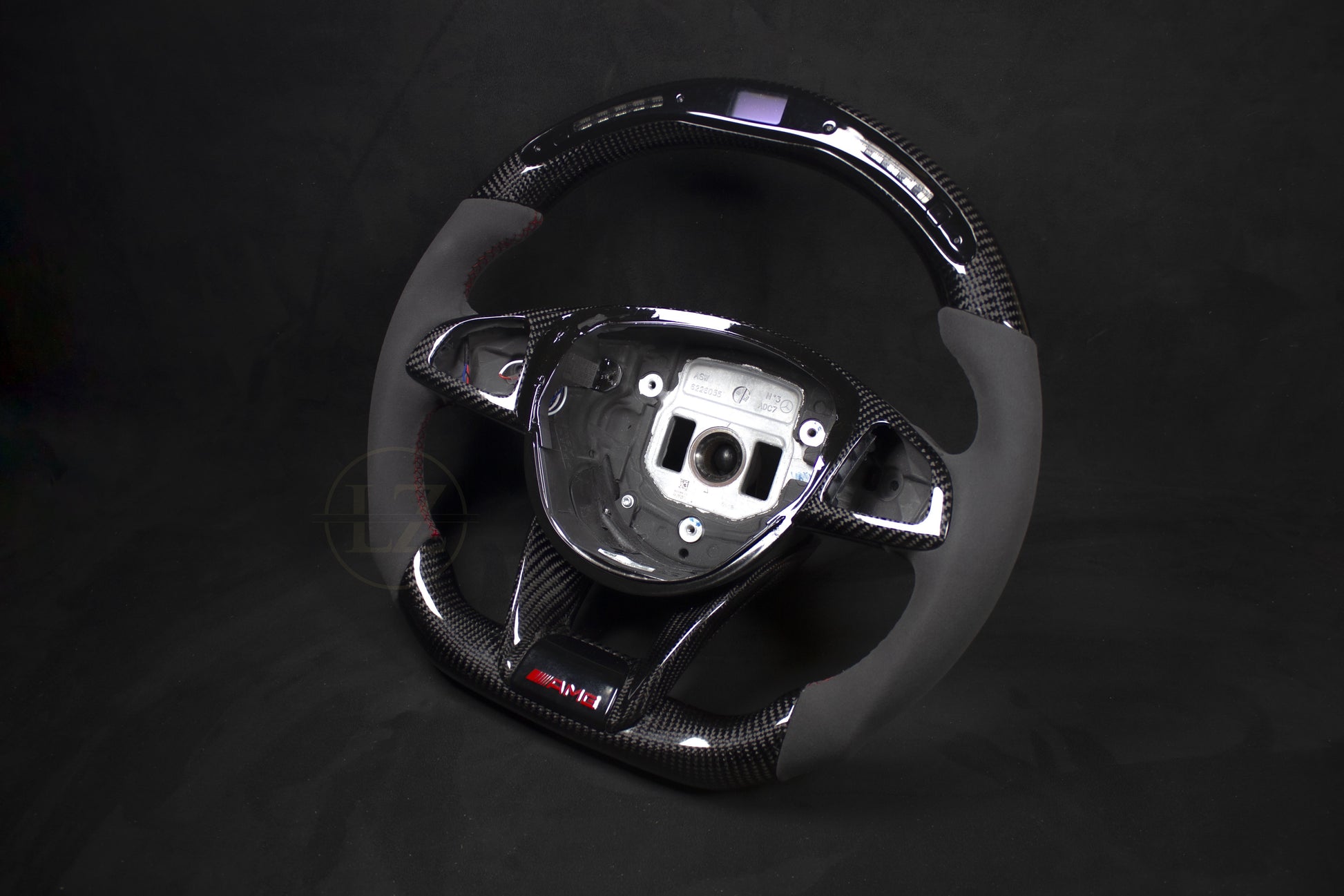 Mercedes-Benz C63 AMG Carbon/Alcantara LED-Lenkrad mit roten Details – LZ-Customs