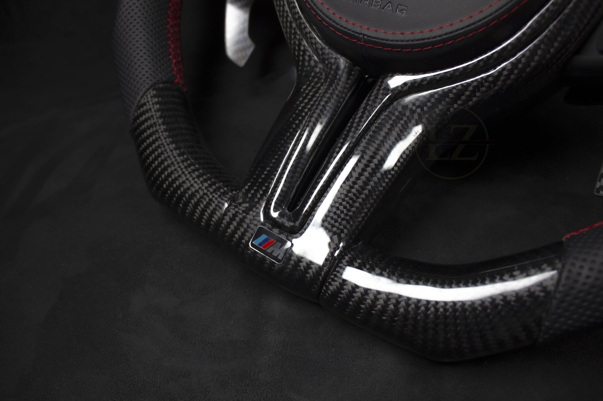 BMW F-Serie LED Ratt Skinn/Carbon Røde Detaljer - LZ-Customs