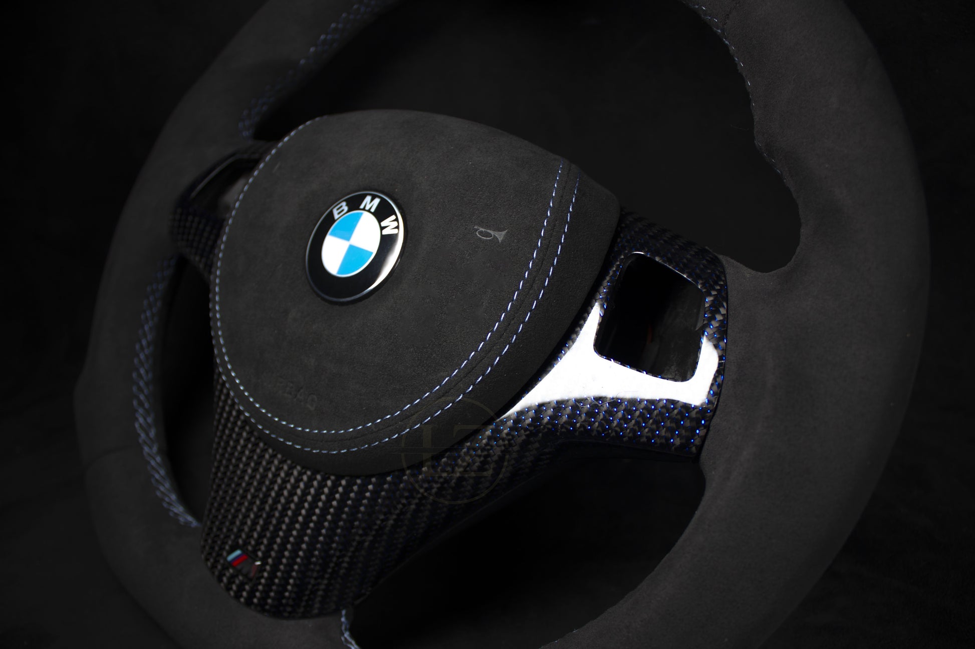 BMW E8X/E9X Alcantara Ratt Blå Carbon - LZ-Customs