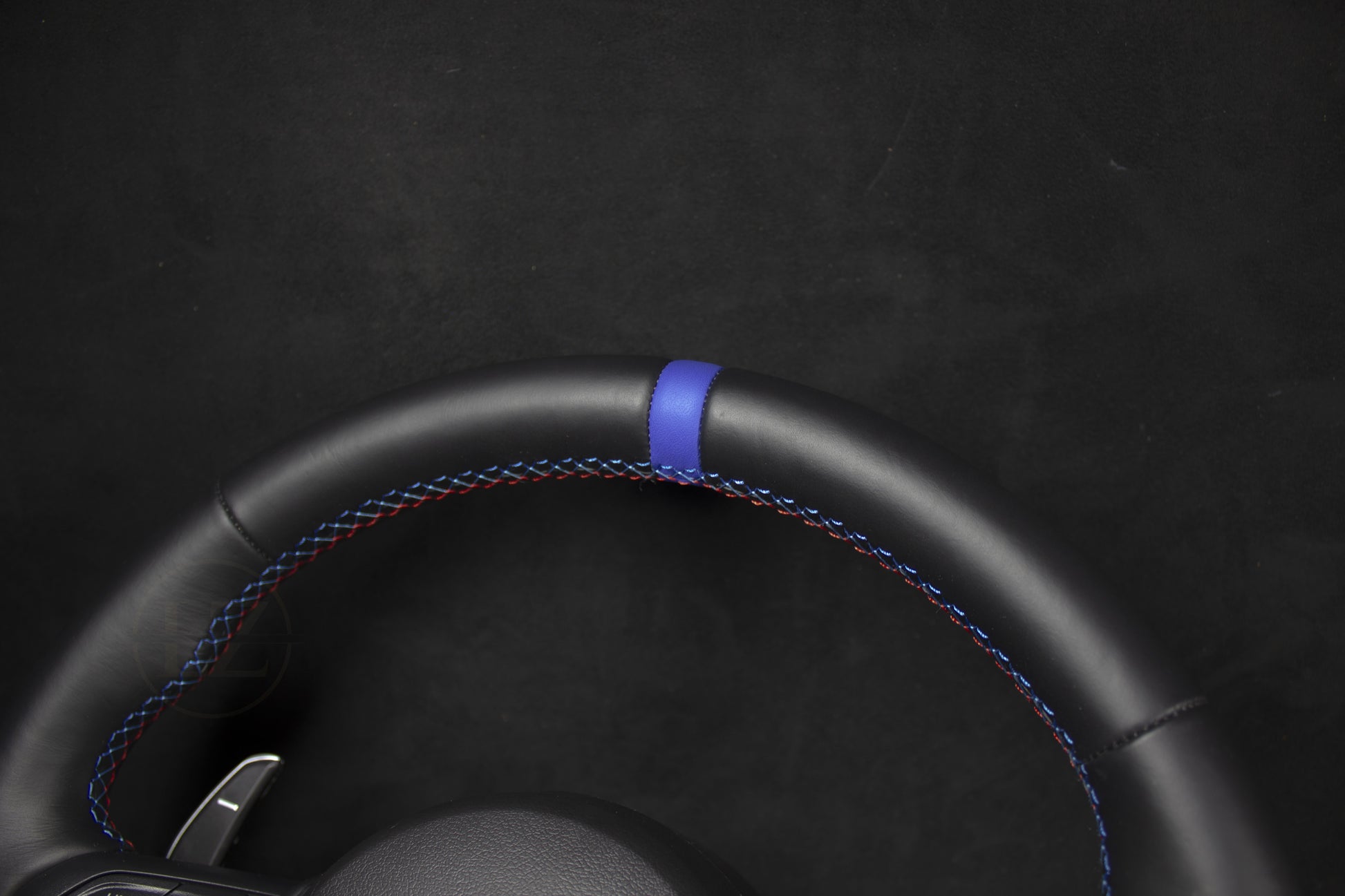 BMW F-Serie Skinn Ratt Blå Stripe - LZ-Customs