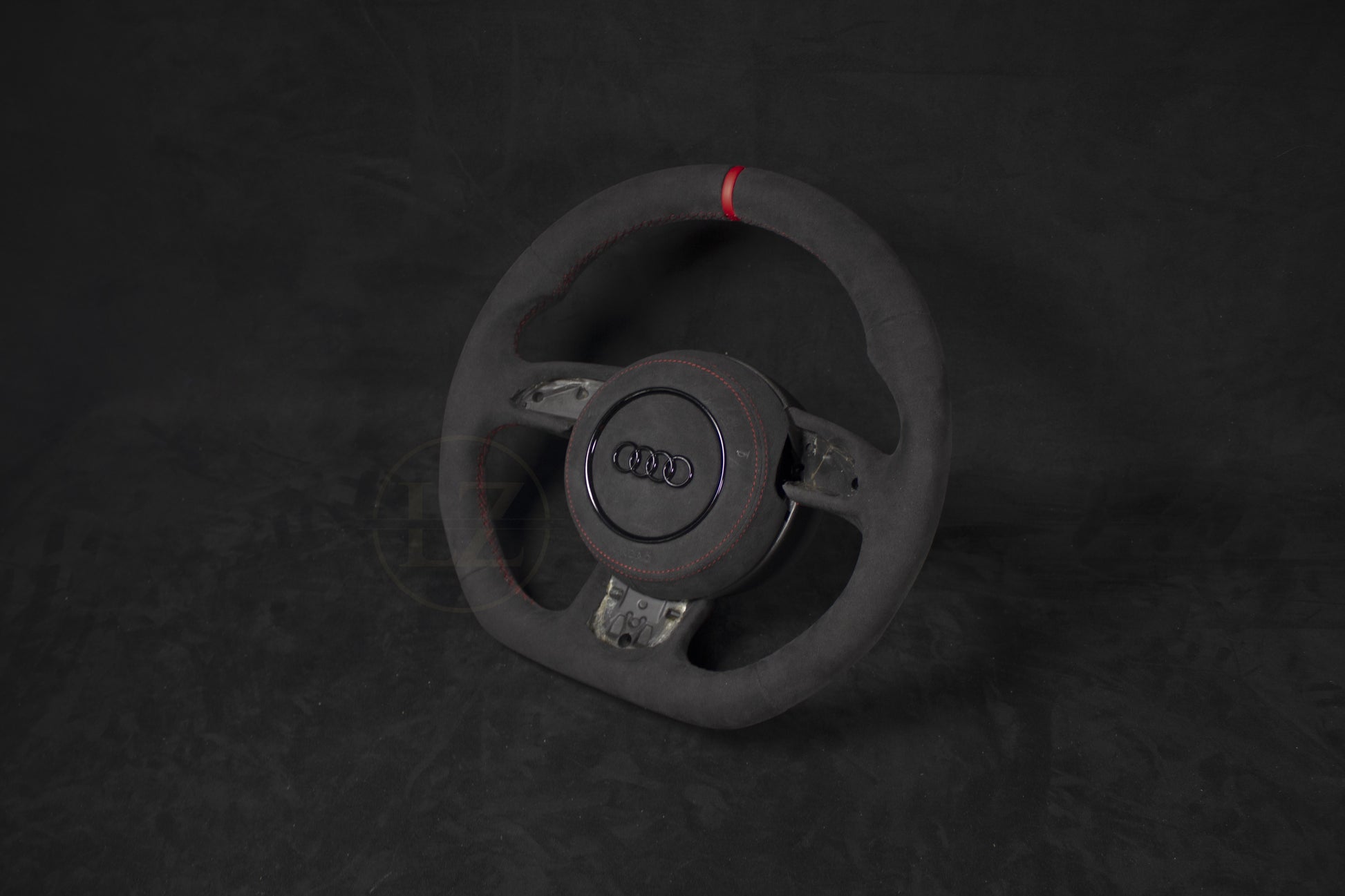 Audi B8 Alcantara Ratt, Røde Detaljer - LZ-Customs