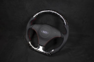 Audi B5 Lenkrad aus geschmiedetem Carbon, rote Details – LZ-Customs