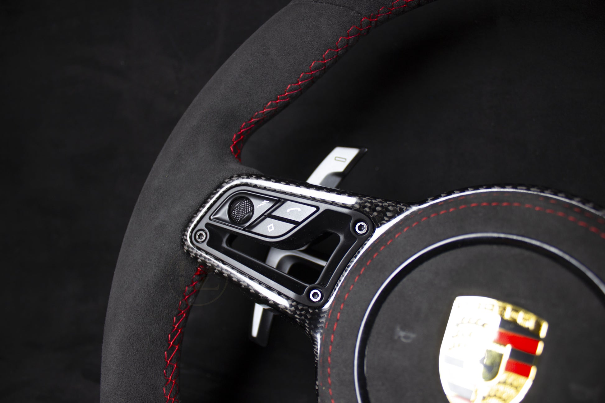 Porsche 911 Alcantara Ratt V2 - LZ-Customs