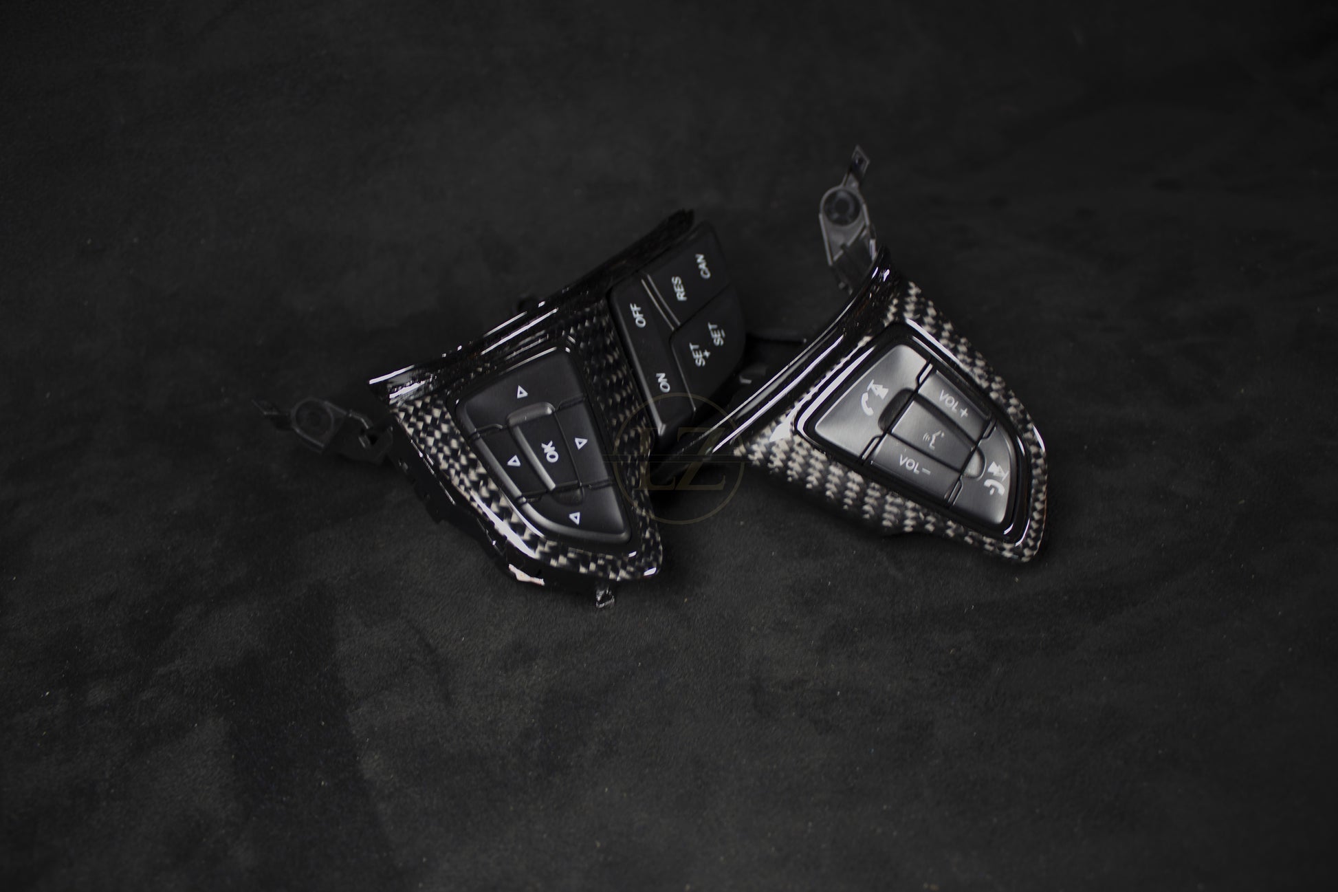 Ford Focus MK3 Carbon Rattdeksel - LZ-Customs