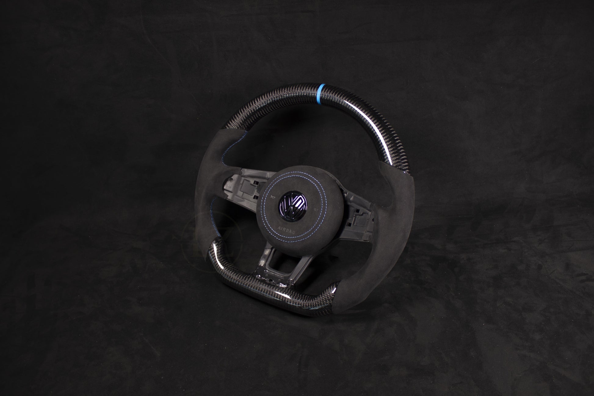 VOLKSWAGEN GOLF MK7 Alcantara/Carbon Ratt Blå Detaljer - LZ-Customs