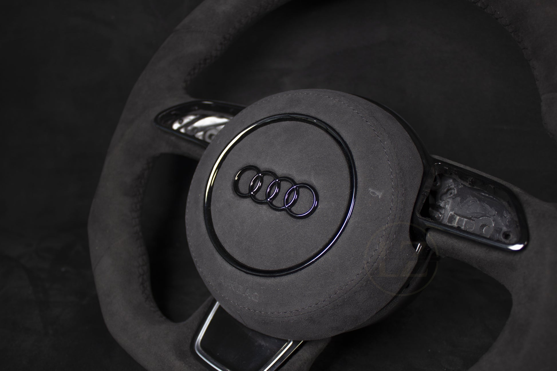 Audi B8 Alcantara Ratt Blackout - LZ-Customs