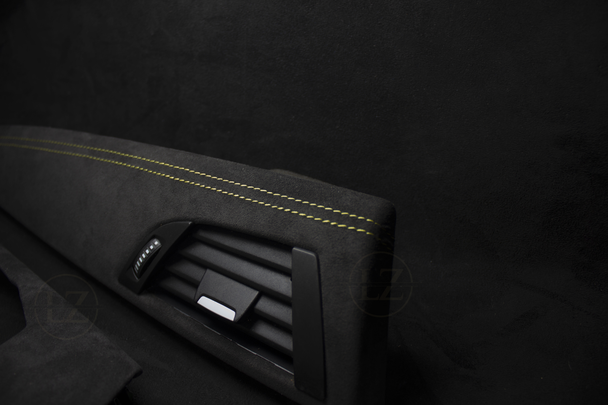 BMW F20,F21, F22 F87 Alcantara Interiør Lister Med Sømmer Preface - LZ-Customs